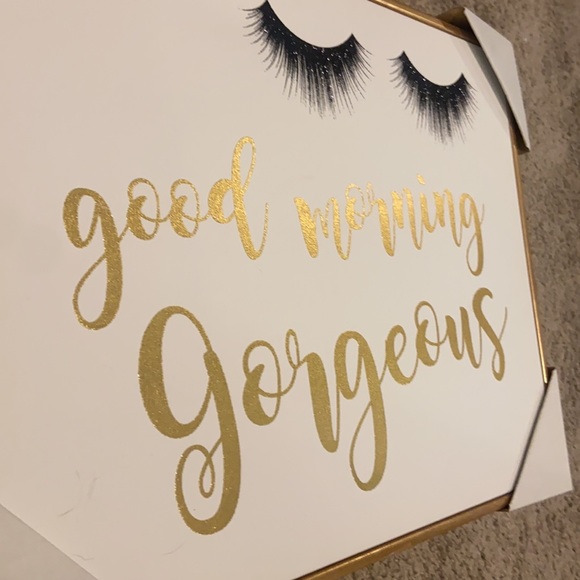 Good morning gorgeous - Picture 3 of 6